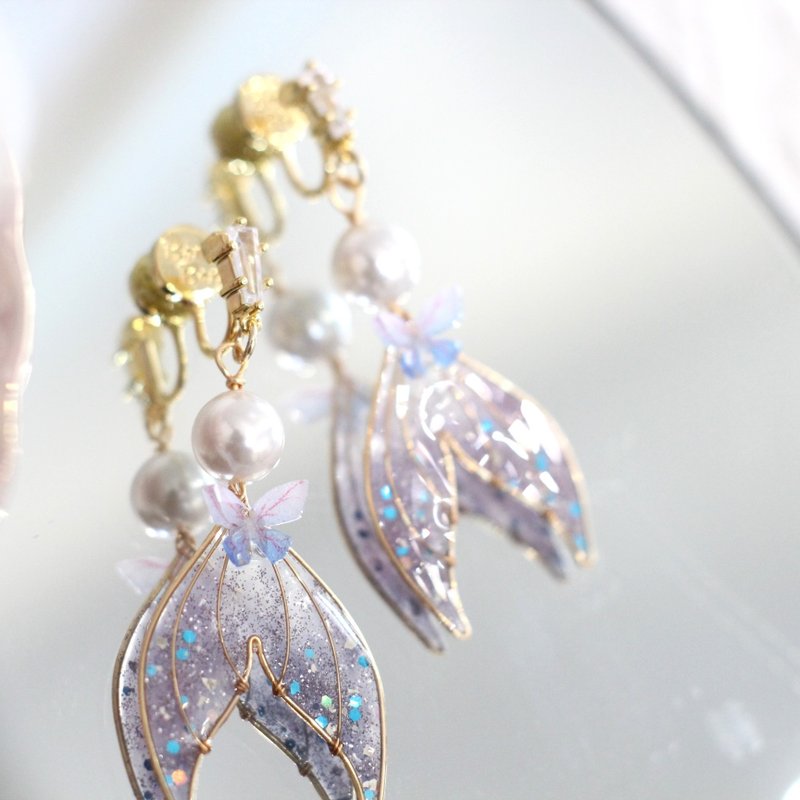 Sea Wing | Sea Wing - Earrings & Clip-ons - Resin Purple