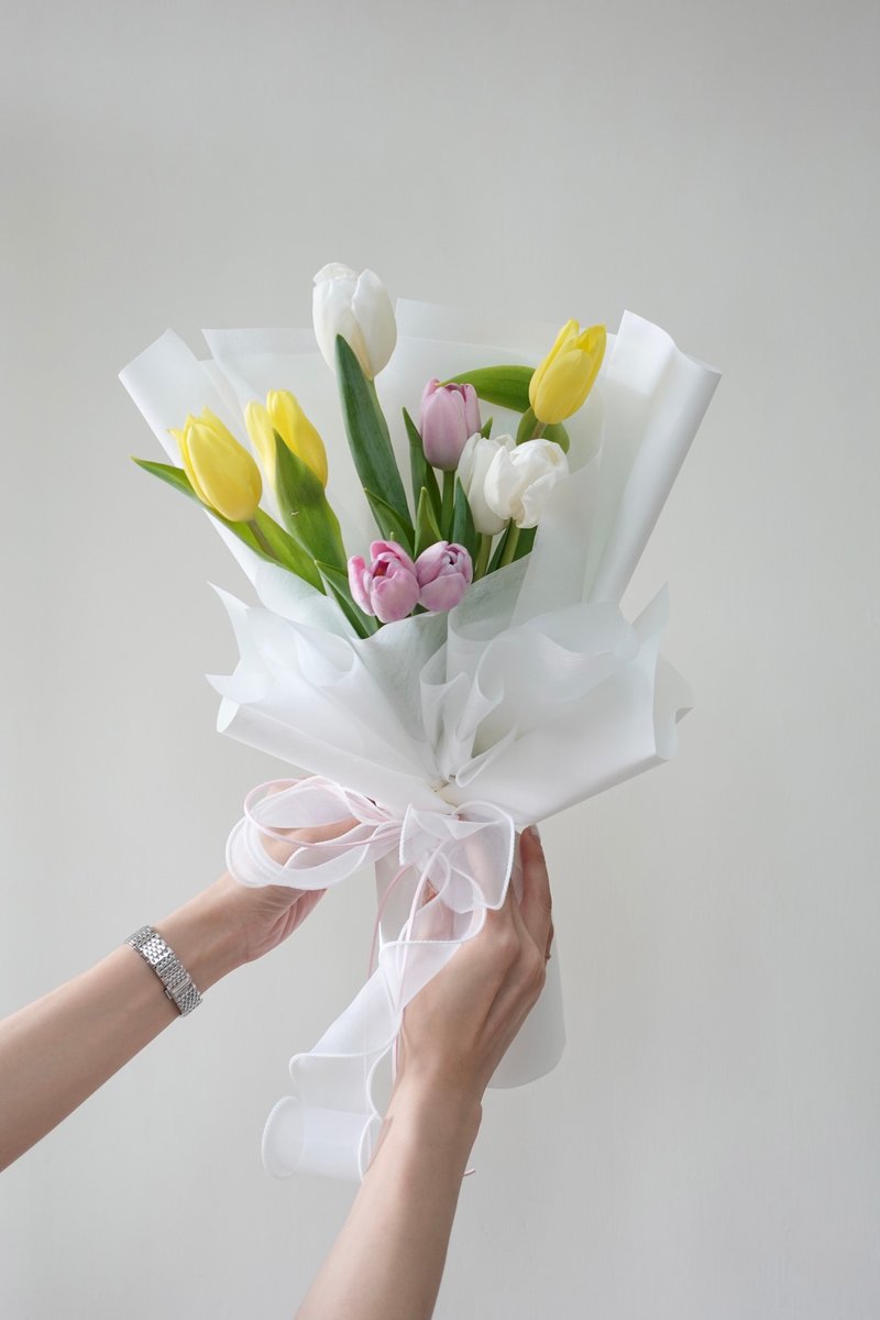 2024 Chinese Valentine's Day Tulip Bouquet Korean Style Bouquet Birthday Bouquet Girlfriend Gift - ตกแต่งต้นไม้ - พืช/ดอกไม้ สึชมพู