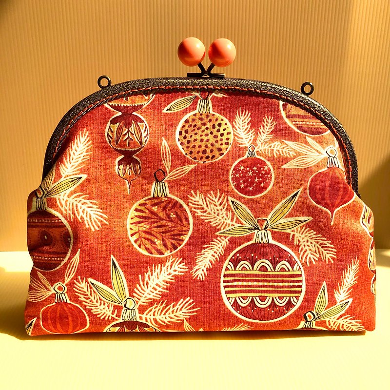 Merry Christmas handsaw gamaguchi shoulder bag - กระเป๋าแมสเซนเจอร์ - ผ้าฝ้าย/ผ้าลินิน สีส้ม