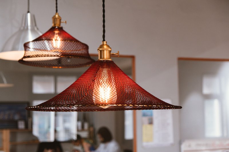 Burgundy large ring fishing net chandelier - โคมไฟ - ไฟเบอร์อื่นๆ สีแดง