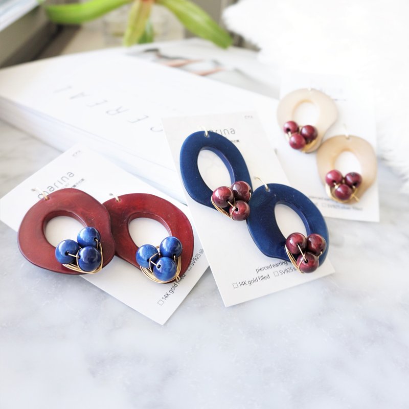 14kgf Wine x Navy Tagua Nuts slice pierced earring / earring - 耳環/耳夾/耳骨夾 - 木頭 紫色