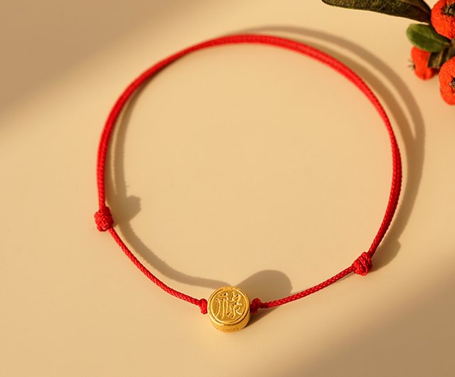 Share more than 161 celebrities wearing red bracelet best ceg.edu.vn