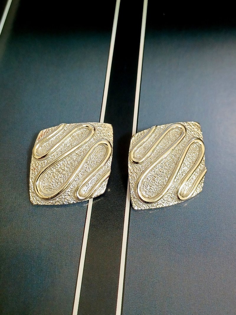 vintage jewelry    SARAH-COV 現代藝術風格圖騰 夾式耳環 - 耳環/耳夾/耳骨夾 - 其他金屬 