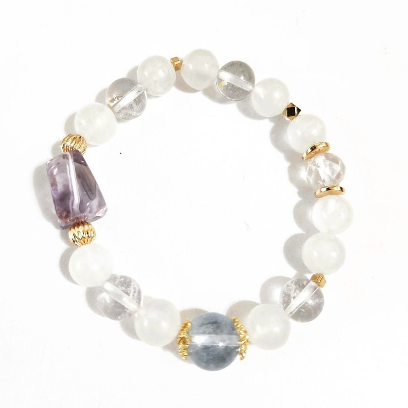 Misty Moon Purple Light/Crystal that speaks well, enhances intuition and increases popularity/Moonstone/Aquamarine/Amethyst - สร้อยข้อมือ - คริสตัล ขาว