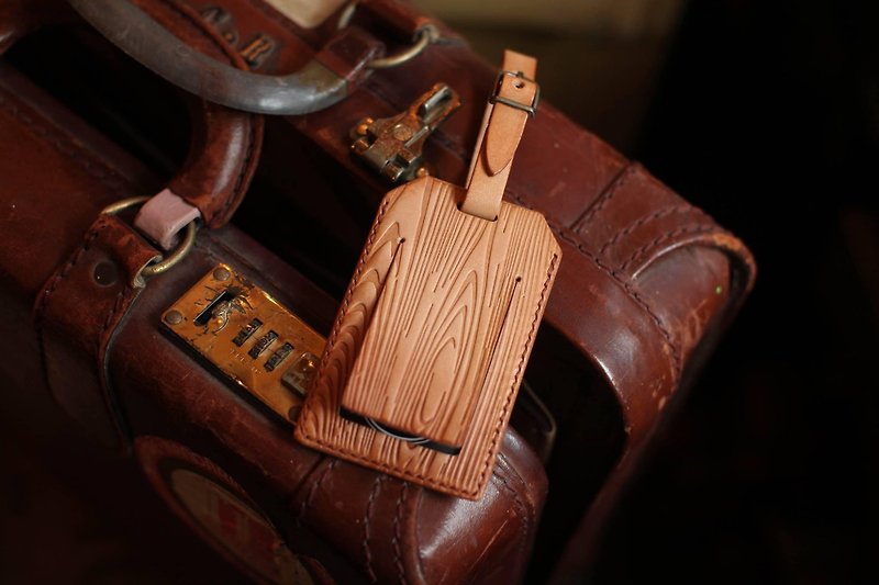 Wood grain leather luggage tag