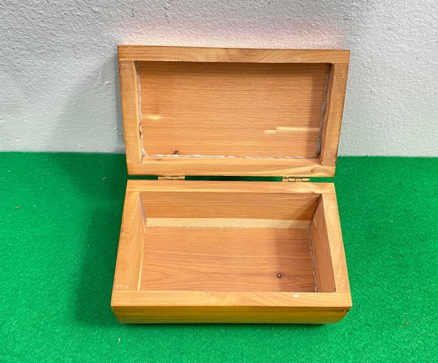ヴィンテージ 木製 小物入れ 小物収納 ジュエリーケース アクセサリーケース ヴィンテージジュエリーボックス、木製シダーの小物入れ、木製