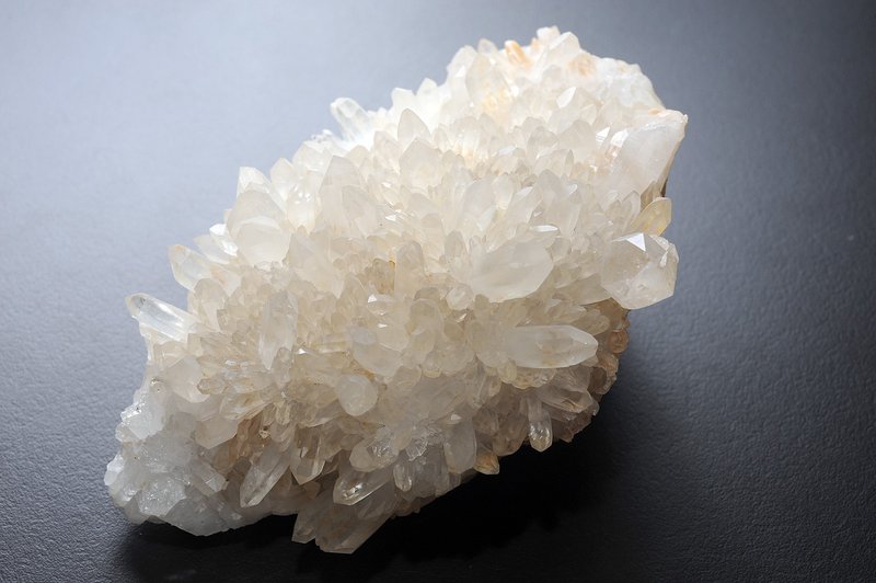 菊花晶白水晶簇 靈修 招財 破煞 防小人 - 擺飾/家飾品 - 寶石 