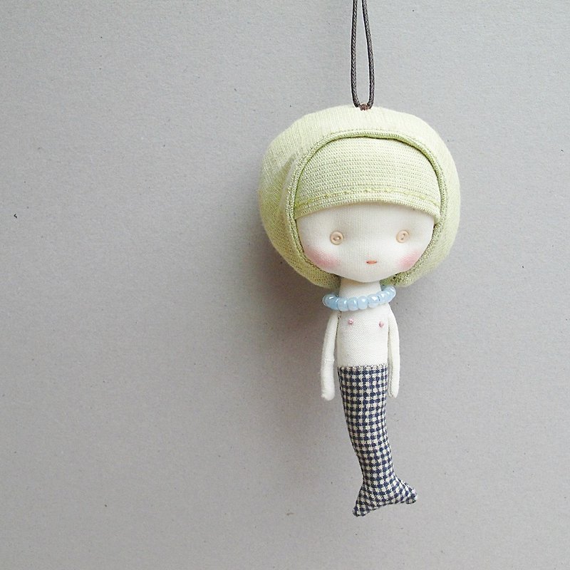 Little Mermaid Lolita No. 21 - ที่ห้อยกุญแจ - ผ้าฝ้าย/ผ้าลินิน สีเขียว