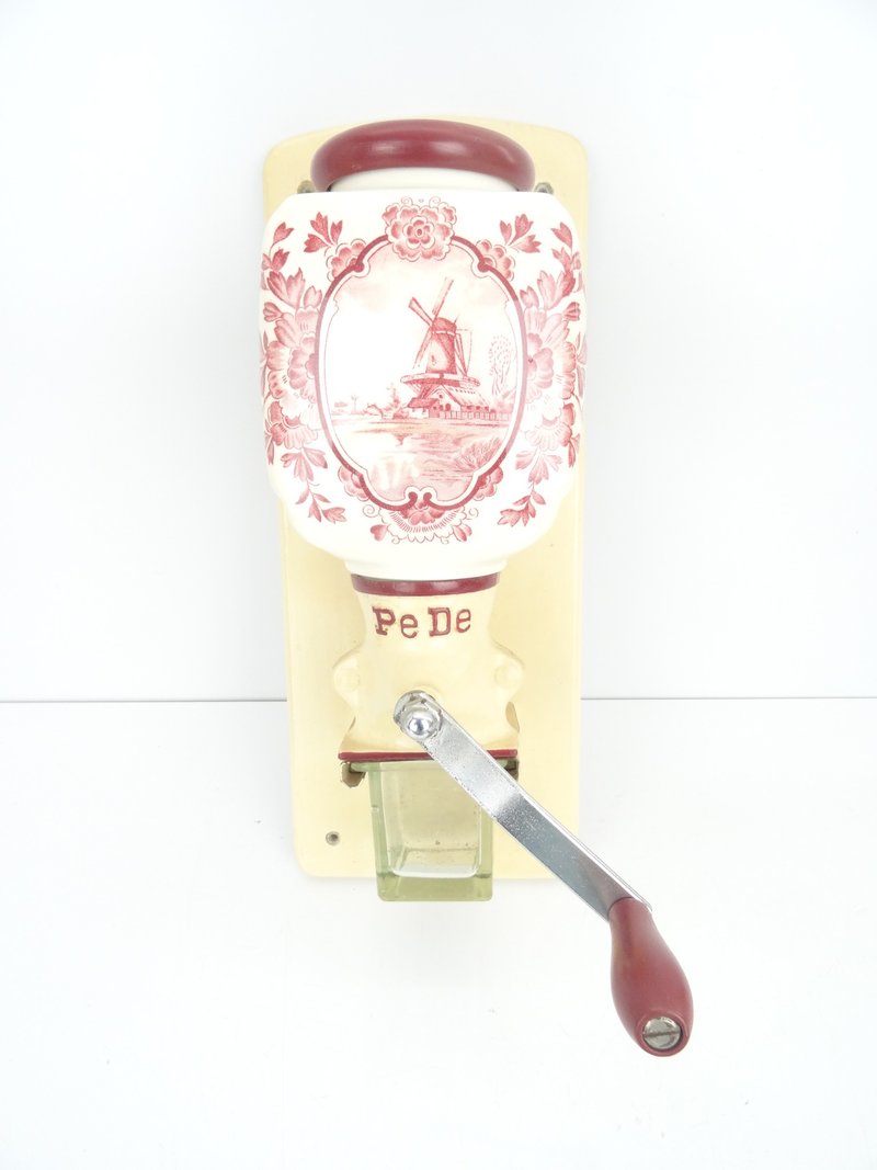 Vintage Dutch Pede Zassenhaus Coffee Grinder – Red Antique Manual Delft Mill - 咖啡壺/手沖壺 - 其他材質 紅色