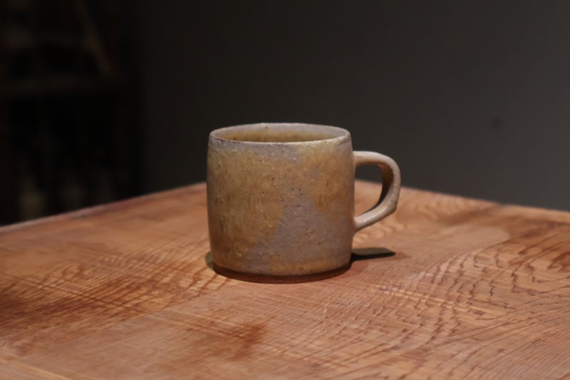 Earth color espresso cup - Cups - Pottery Brown