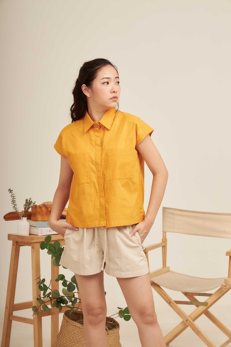 半袖側開襟棉質上衣 - MAKOK : 黃色 - 女襯衫 - 棉．麻 黃色