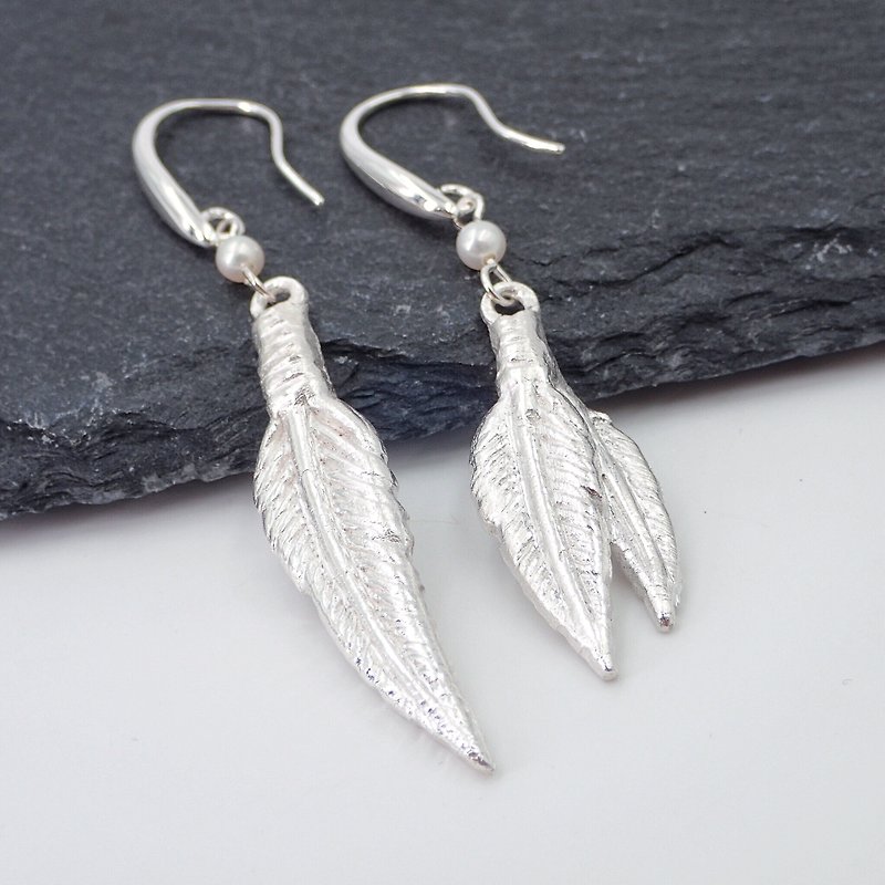 E31035 Feather Silver 999 , 925 & Fresh Water Pearl Earrings - Earrings & Clip-ons - Sterling Silver Silver