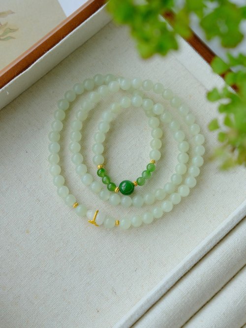Angel's tears 天使之淚 Jewelry Design 天然和田玉 /和闐玉-且末暖白 白玉葫蘆 碧玉設計多圈手串手持s