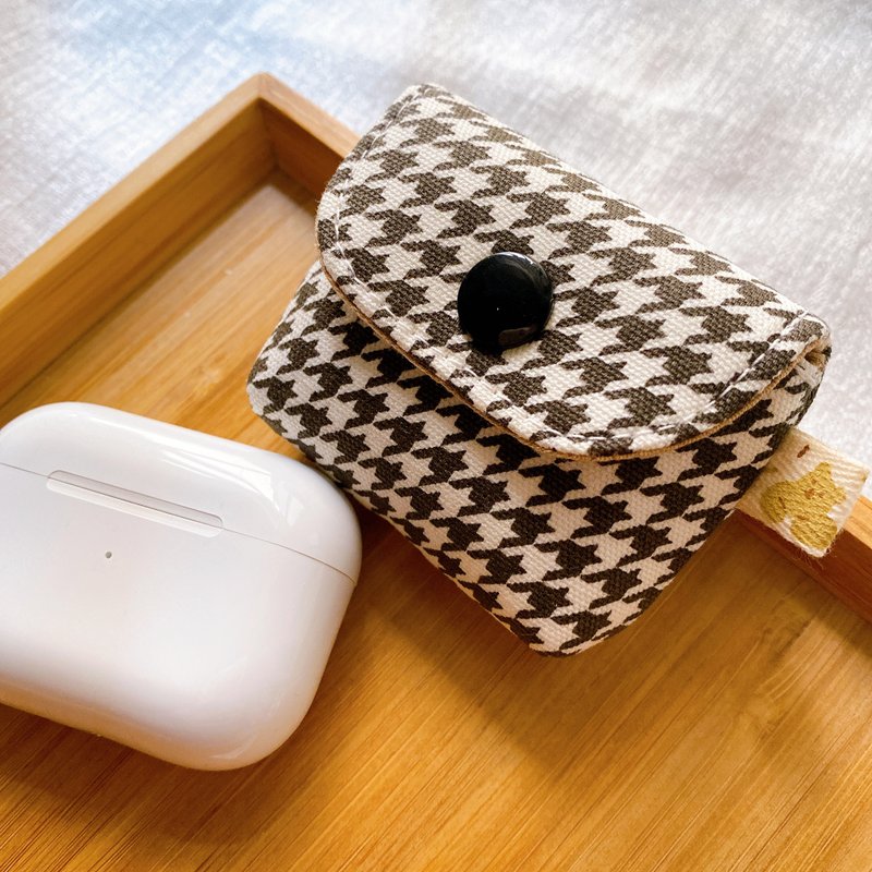 Airpods Case Airpods Pro 耳機套 耳機保護套 黑色千鳥格紋款 - AirPods/耳機保護套 - 棉．麻 