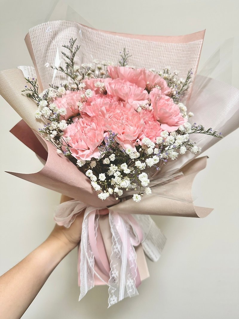[Mother's Day Only] Carnation Flower Bouquet [Can be picked up in Taipei] - ช่อดอกไม้แห้ง - พืช/ดอกไม้ 