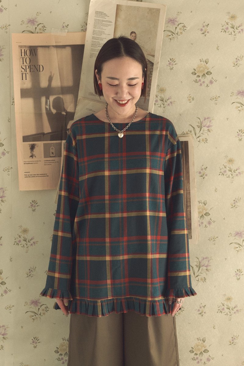 袖口跟衣擺都有花邊的內搭上衣   格子款 - 女上衣/長袖上衣 - 棉．麻 綠色