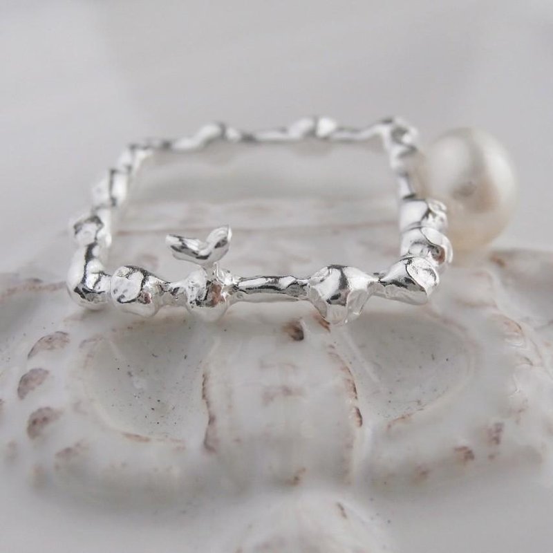 Sprouting pearl ring - แหวนทั่วไป - เครื่องเพชรพลอย ขาว