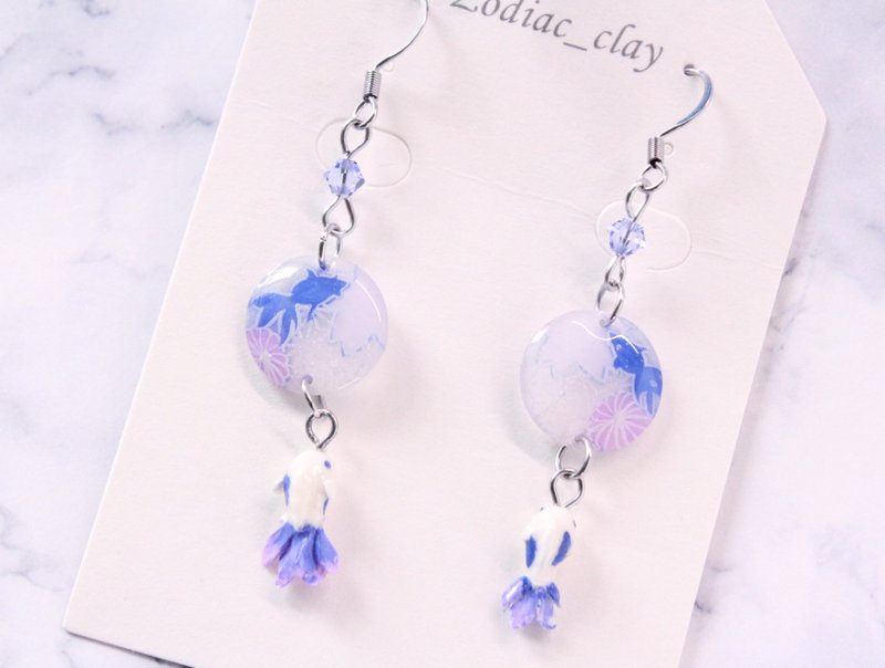 【UV Resin】【Clay art】Hand painted transparent goldfish earrings - Earrings & Clip-ons - Plastic Blue