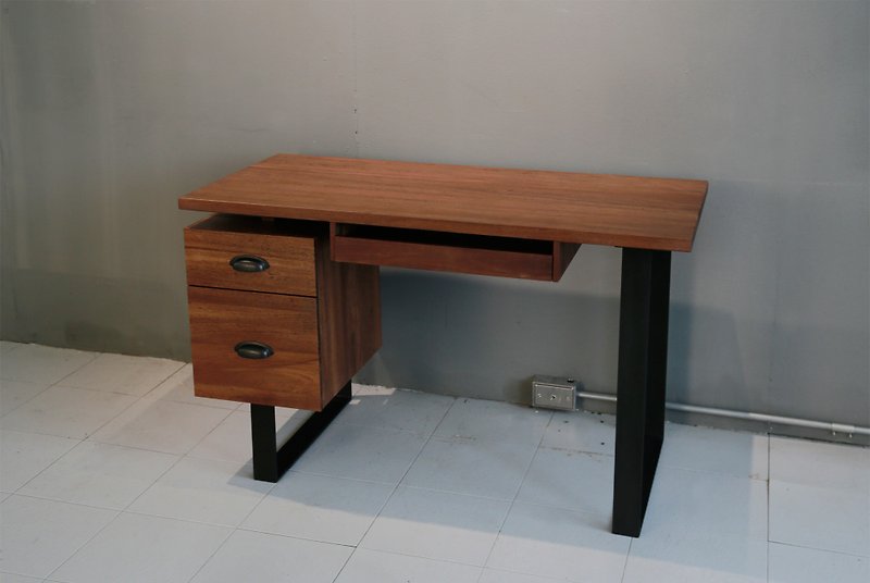Industrial style customized desk/work desk/desk/keyboard shelf/customizable - Wood, Bamboo & Paper - Wood Brown