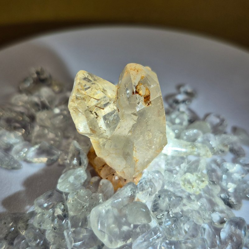 •愛心形紅泥骸骨水晶• 水晶原礦 可作迷你聚寶盆 水晶盆栽 - 擺飾/家飾品 - 水晶 透明