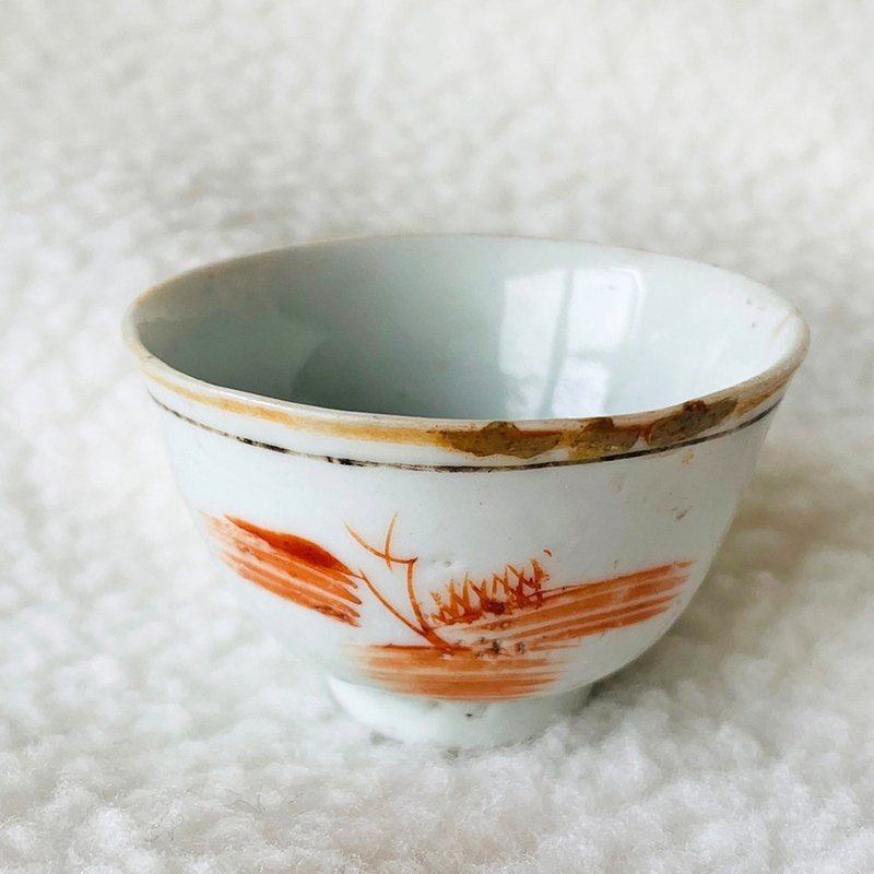 中國 清末民初寫意陶瓷小酒杯│ 民窯燒製 白地青花瓷 古典抽象美 - 酒杯/酒器 - 瓷 白色