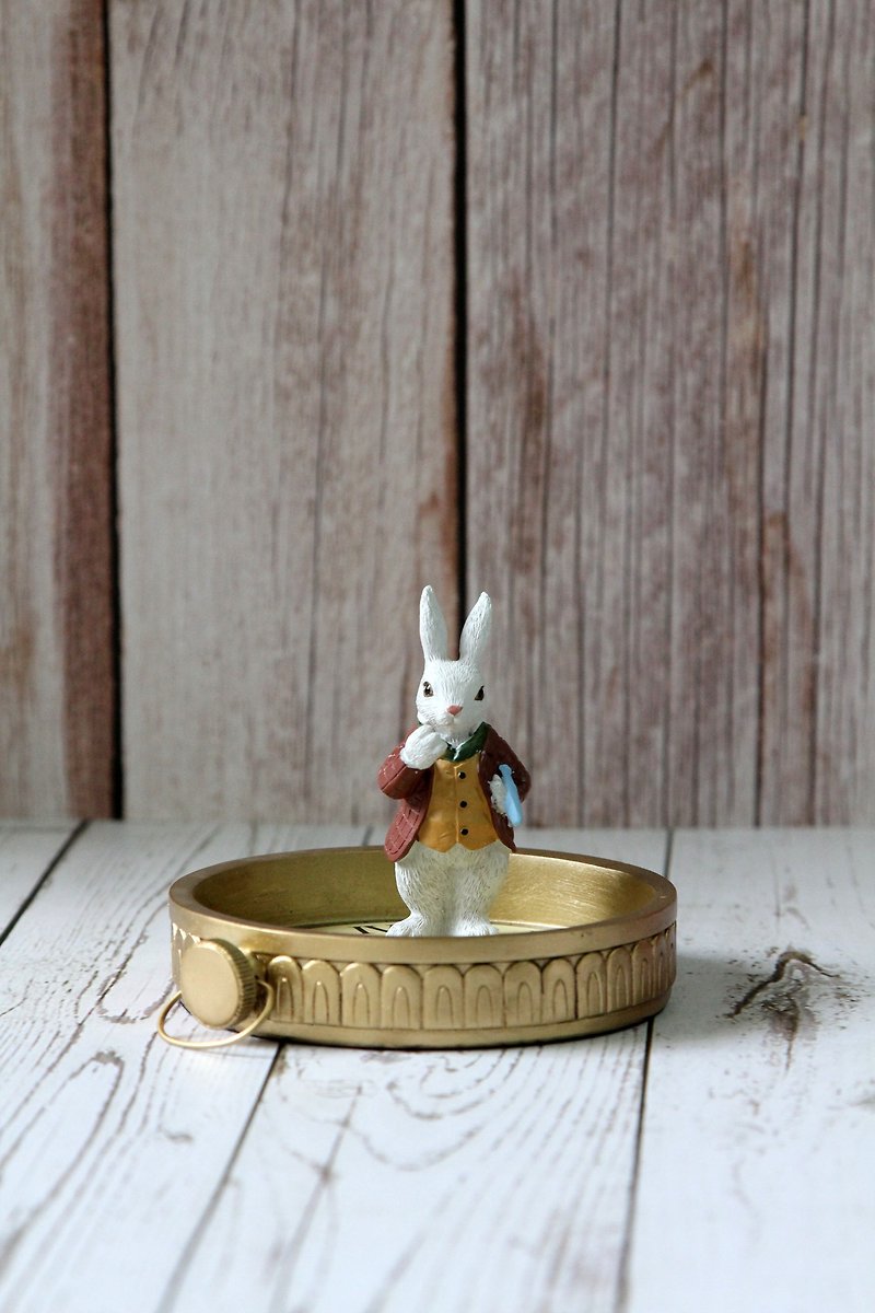 Japan Magnets Alice in Wonderland series cute white rabbit decoration storage box/jewelry tray - กล่องเก็บของ - วัสดุอื่นๆ สีนำ้ตาล