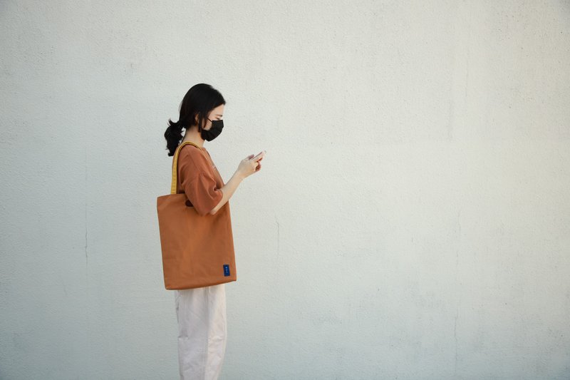 [Xie Studio] Portable canvas bag - Messenger Bags & Sling Bags - Cotton & Hemp 