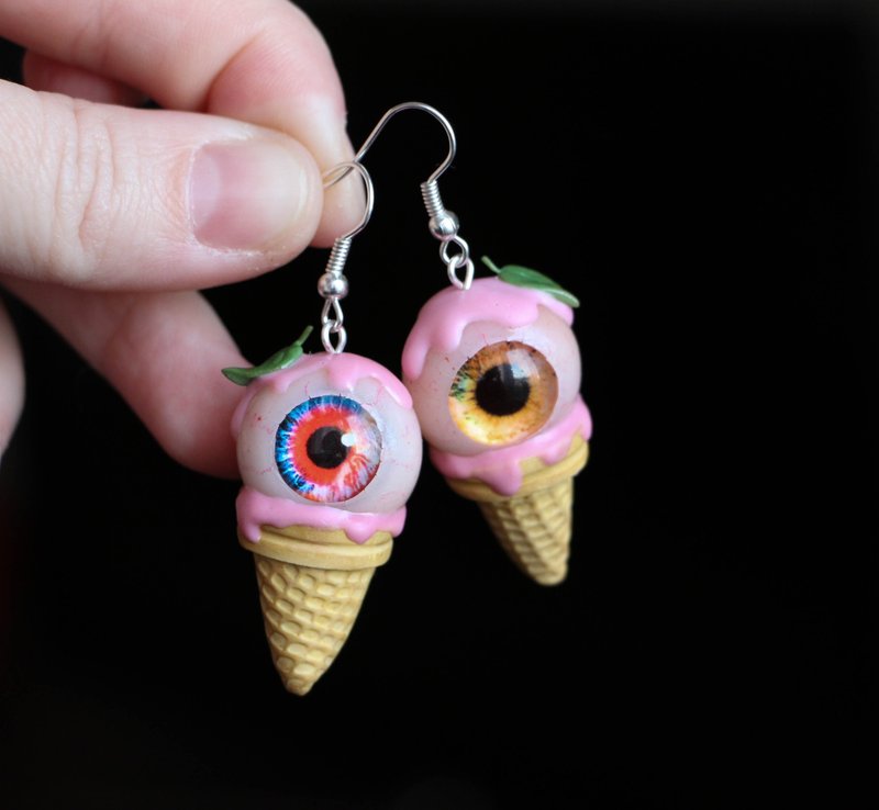 Funky earrings, Goth earrings, Summer Jewelry - 耳環/耳夾/耳骨夾 - 黏土 多色