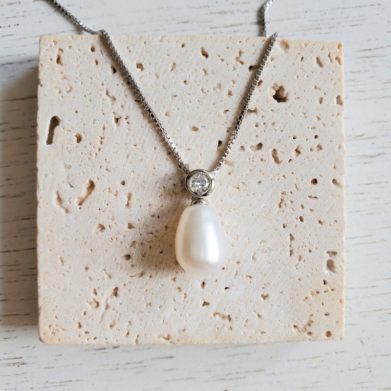 Beautiful Genuine Natural Cream White Cultural Freshwater Pearl Silver Necklace - สร้อยคอ - ไข่มุก ขาว