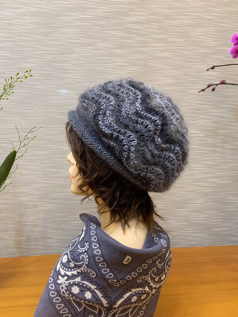 Pteris beanie. . Dark and light segment staining. Japanese wire. pure handmade - หมวก - ขนแกะ 