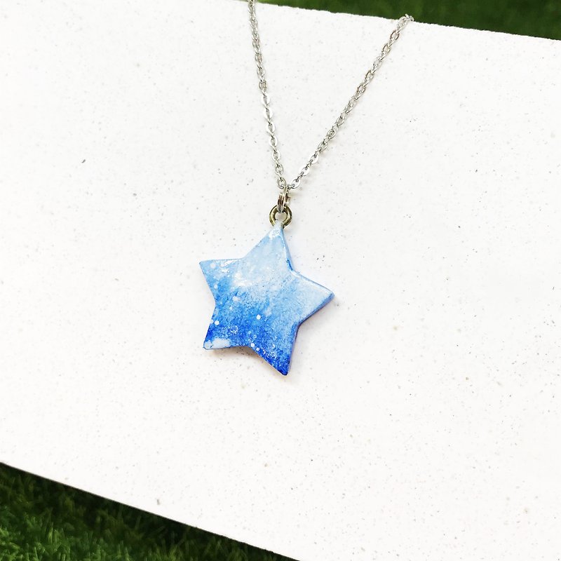 【Winter Snow】-Five Star Necklace - Necklaces - Pottery Blue
