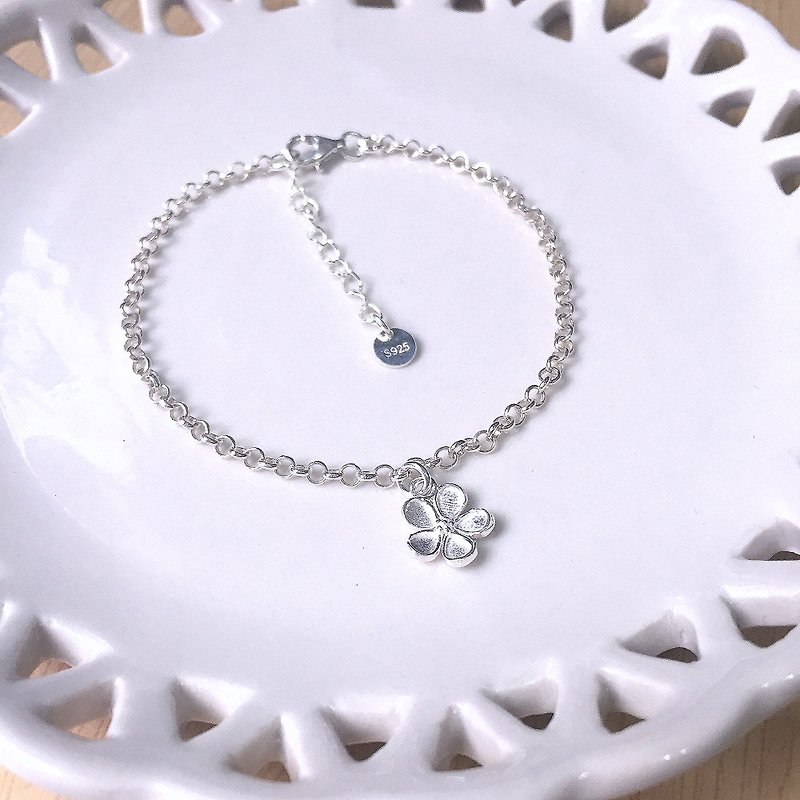 Alice beard small stars - temperament flowers ★ sterling silver bracelet - Bracelets - Other Metals Silver