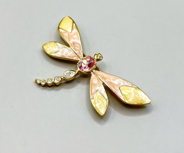 Avon 2024 dragonfly brooch