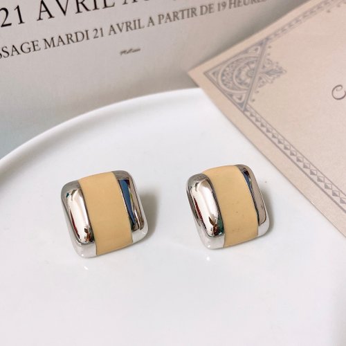 挪亞方舟古董飾品 Vintage Jewelry 【西洋古董飾品】極金屬感 銀方厚實枕型 琺瑯工藝飾條 耳環耳針