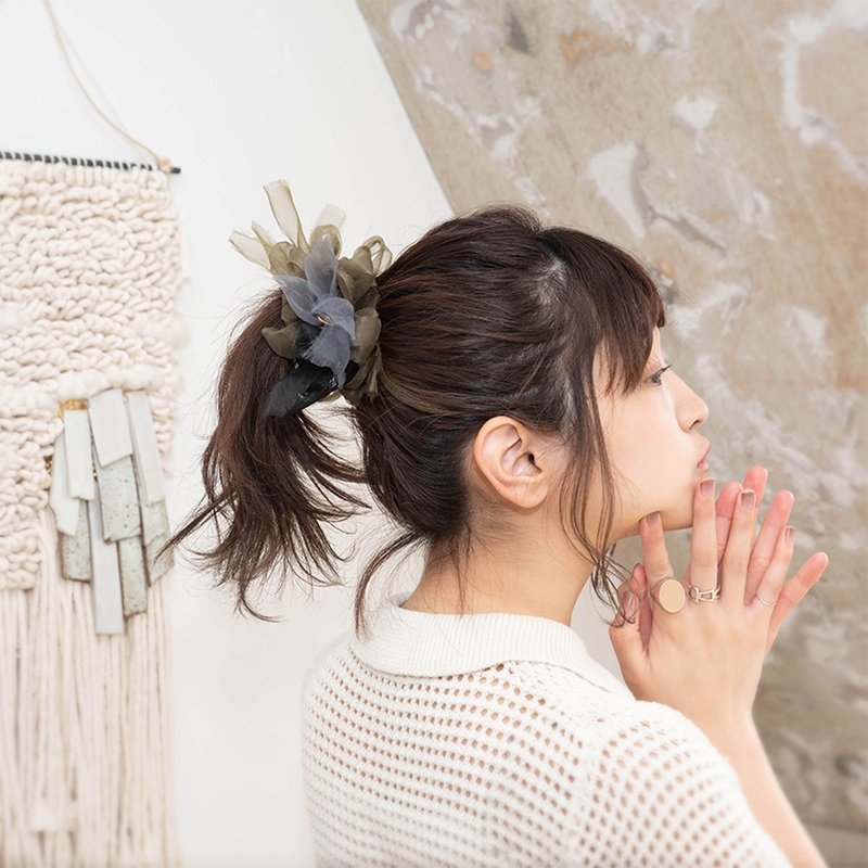 迷彩 | 彩繪咲編髮圈 - 髮夾/髮圈 - 其他人造纖維 咖啡色