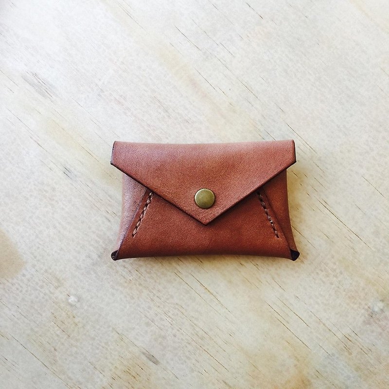 Coffee leather coin purse, customized handmade leather goods, flash drive storage, hand-made by sniffing leather - กระเป๋าใส่เหรียญ - หนังแท้ สีนำ้ตาล