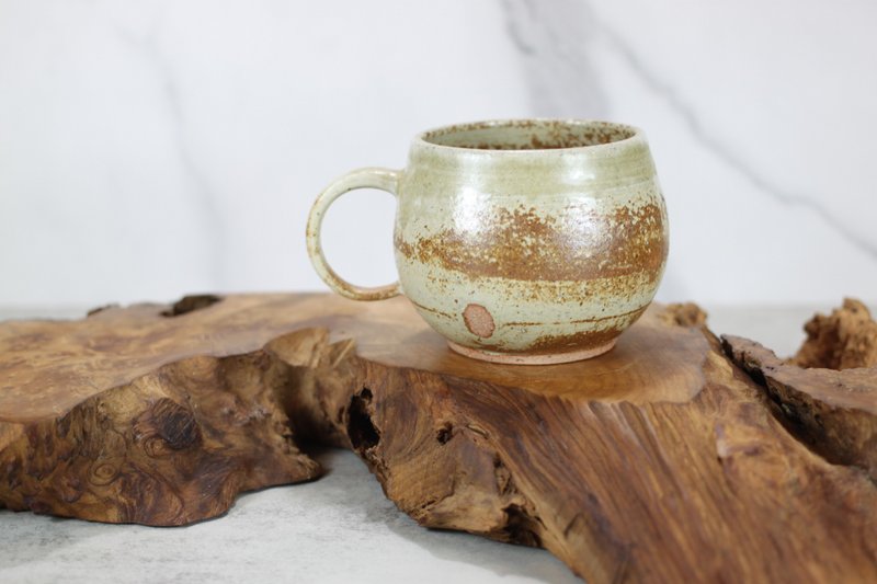 [Good gift] Handmade ceramic mug slow fire elegant style & natural glaze joint model - แก้วมัค/แก้วกาแฟ - ดินเผา 