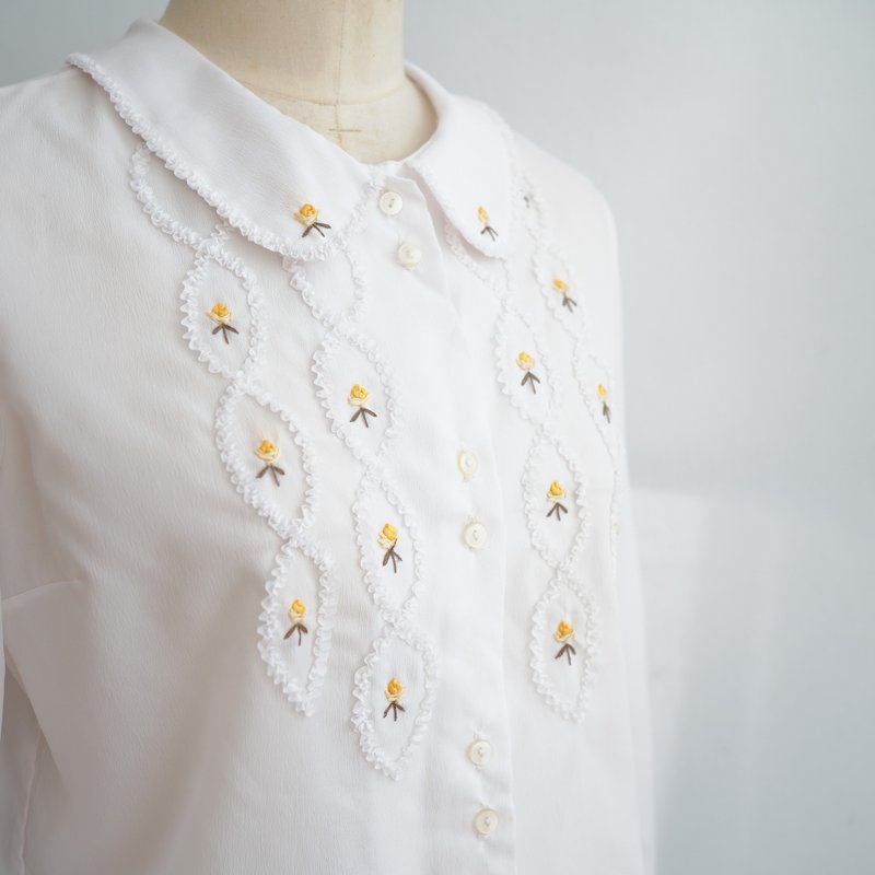 夏日白色小黃花波浪邊刺繡襯衫復古古着古著vintage - 女襯衫 - 其他材質 白色