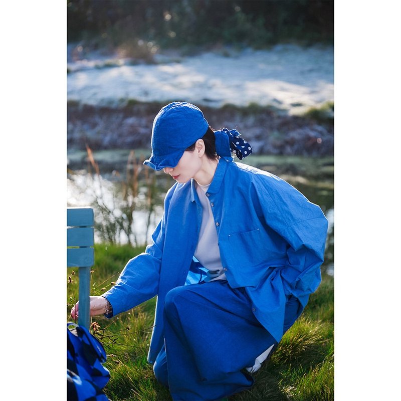 少年藍寬鬆骨感畫家襯衫 - 女襯衫 - 棉．麻 