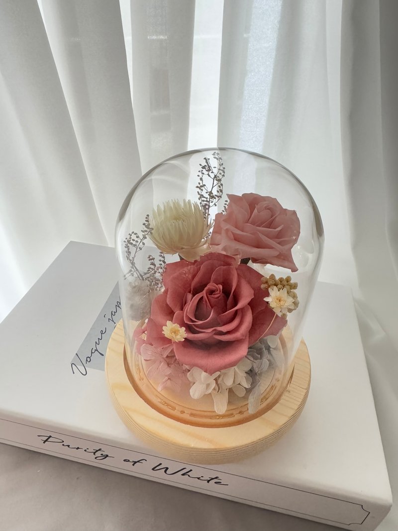 永生花玻璃花盅 夜燈  贈送包裝禮盒和提袋 - 乾燥花/永生花 - 植物．花 