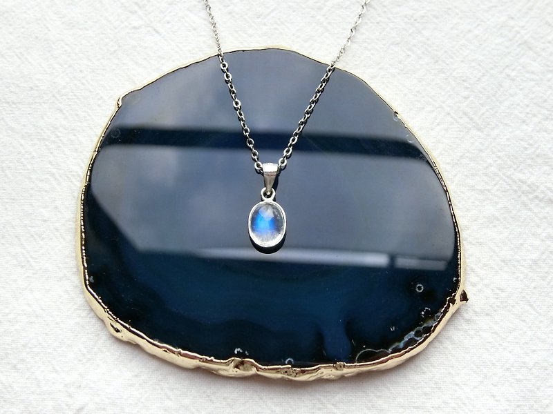Moonstone 925 sterling silver simple necklace - สร้อยคอ - เครื่องเพชรพลอย สีเงิน