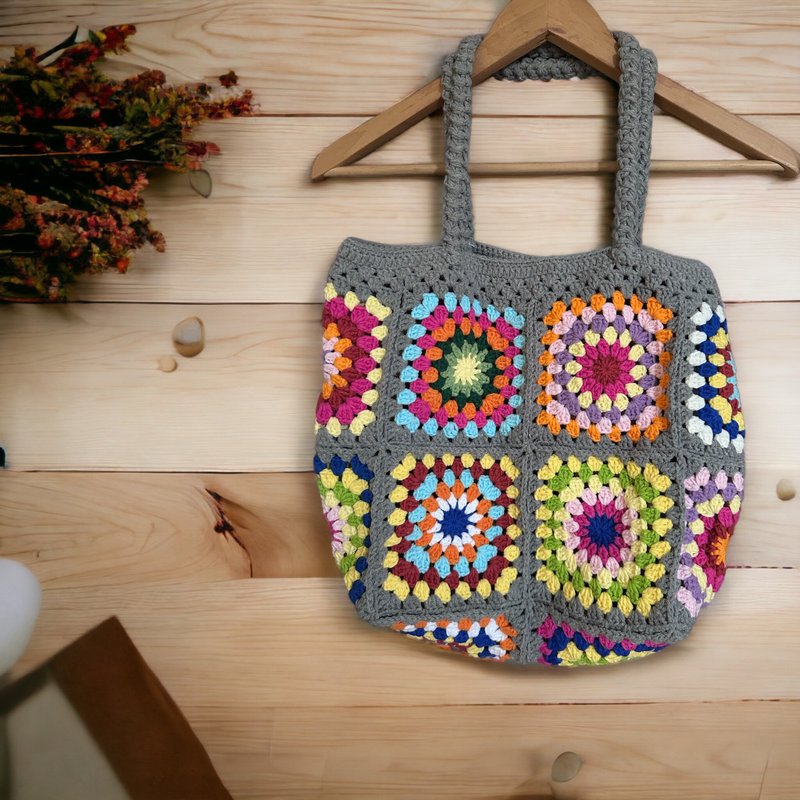 Crochet granny square shoulder bag - Messenger Bags & Sling Bags - Cotton & Hemp Multicolor