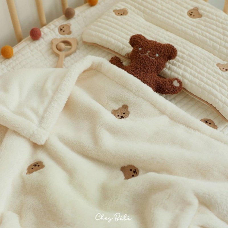 Korea Chezbebe Classic Bear Embroidered Wool Blanket - Bedding - Cotton & Hemp 