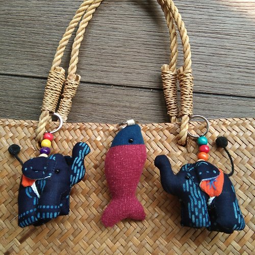 woodkraft 1 set (3pcs) Cloth Key Chains, elephant and fish shape, blue,blue- red, handmade