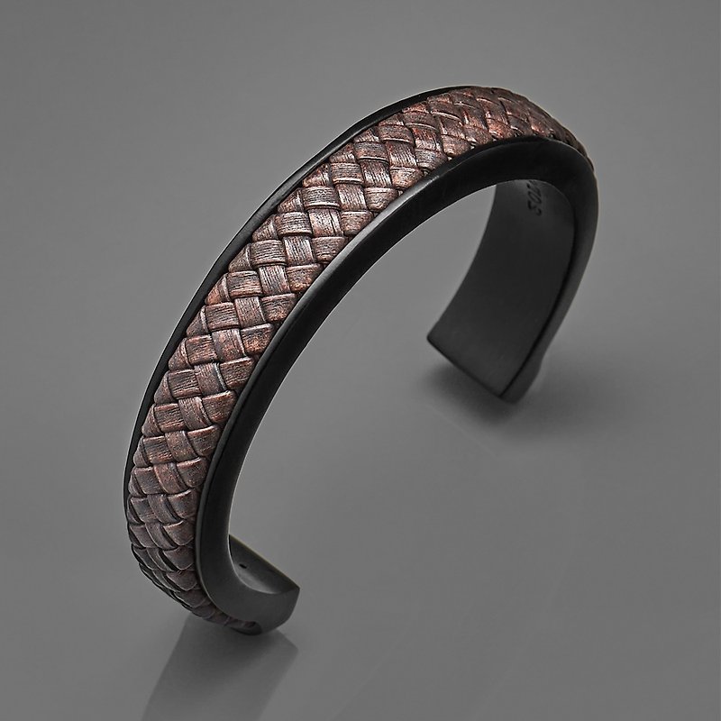 C type woven leather bracelet - สร้อยข้อมือ - โลหะ สีดำ