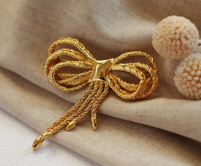 Gold Bow Brooch with Tassels – Bloomers and Frocks