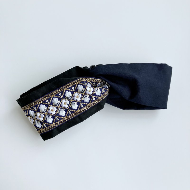 日本刺繡緞帶 金線格紋小白花 深藍色黑色 日本布 交叉髮帶 - 髮箍/髮帶 - 棉．麻 藍色