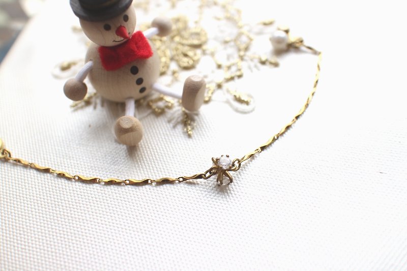 Little snowflakes-Brass zircon handmade bracelet - Bracelets - Copper & Brass Gold