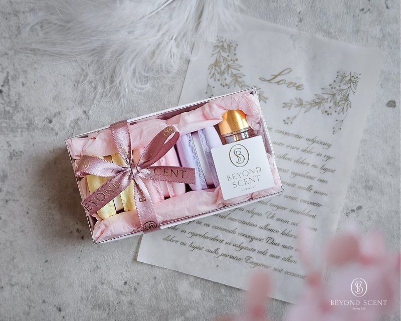 Romantic Macaron Diffusing Essential Oil Gift Box - Fragrances - Essential Oils Pink