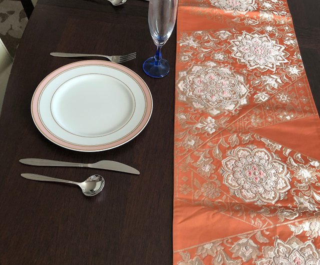豪華　正絹帯のテーブルランナー